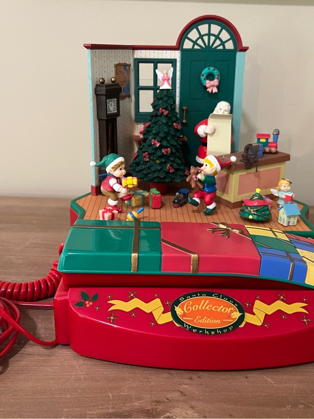 Vintage Christmas musical Interactive Santa Clsuse workshop display telephone